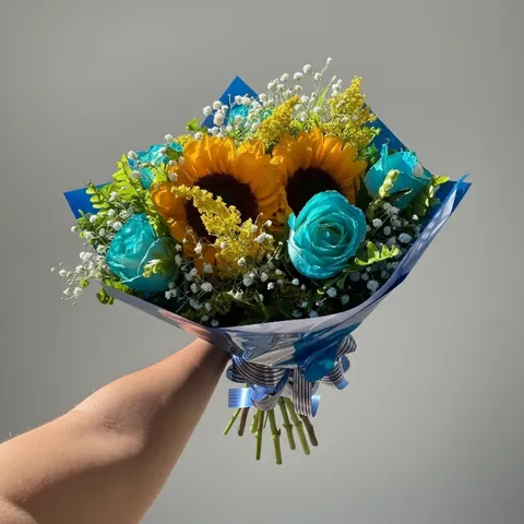 Buquê de Rosas Azuis com Girassóis, buquês de flores com entrega em Aracaju
